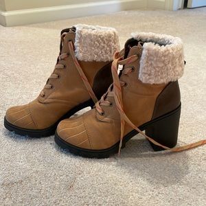 Tan Fur Boots